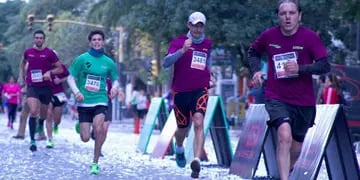Los maratonistas ya pueden ir preparándose para la maratón de 2016. (Foto: Facebook de Maratón 42k).