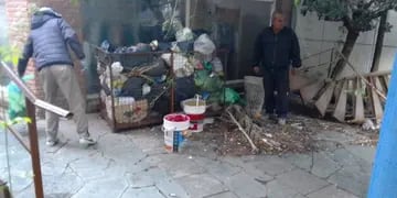 Higiene Urbana de Tres Arroyos procedió a la limpieza del Paseo Español