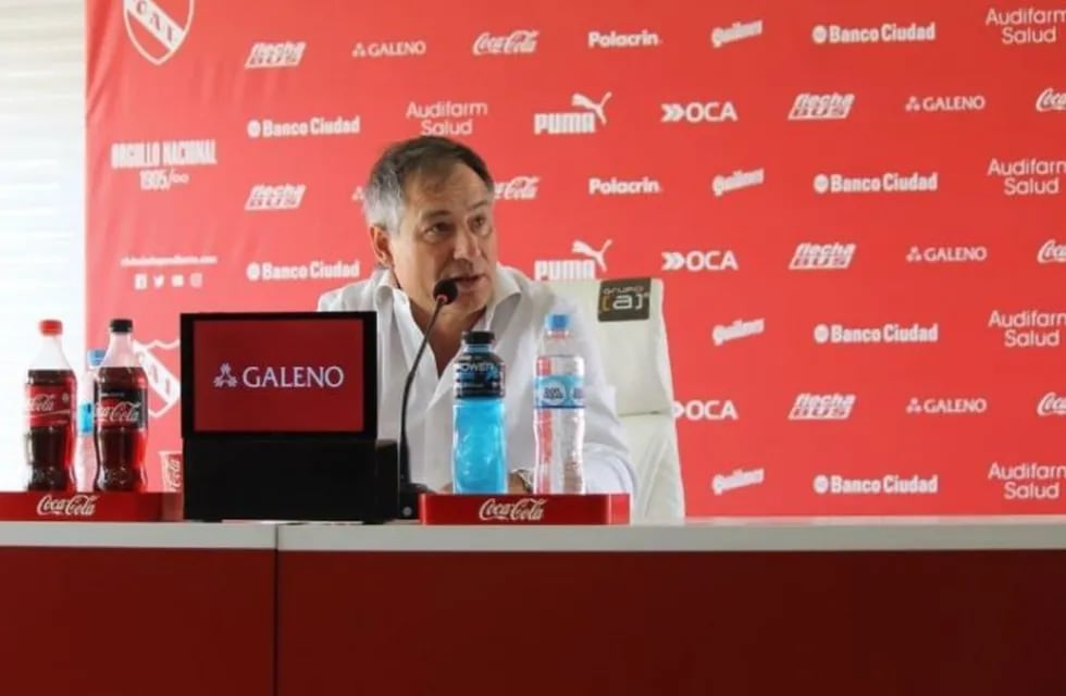 Ariel Holan confesó el motivo de su marcha atrás en abandonar la dirección técnica de Independiente.