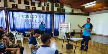 Brindan talleres de educación vial a niños y adolescentes de Eldorado