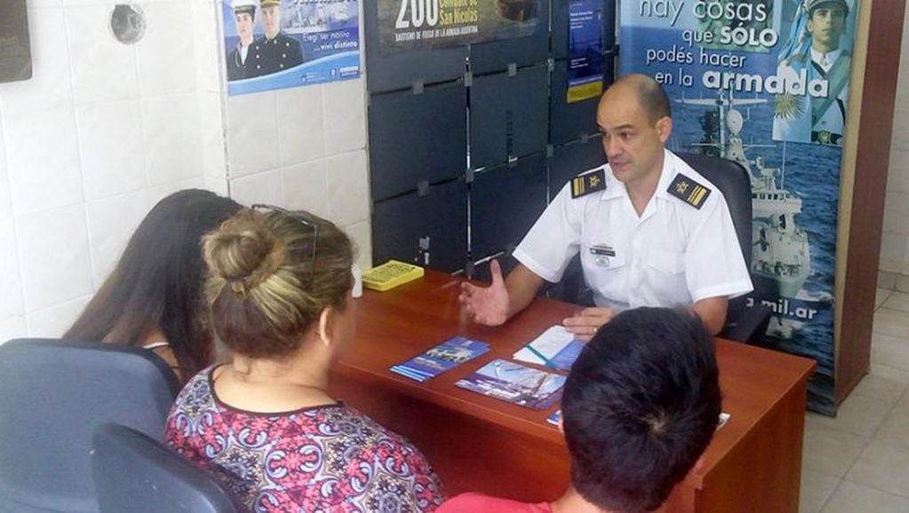 Suboficial Mayor Cristian Gabriel Blanquer, marino cordobés que cumple funciones en la Delegación Naval de Corrientes.