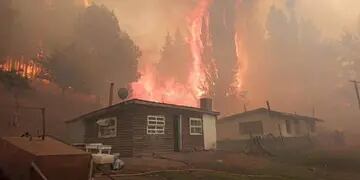 Incendio en la Comarca Andina