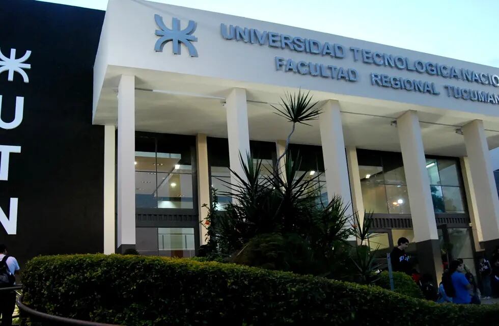 UTN (Universidad Tecnologica Nacional) 
Facultad Regional Tucumán.