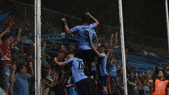 Videos: Belgrano sigue festejando el triunfazo ante Boca, inolvidable dentro y fuera de la cancha.