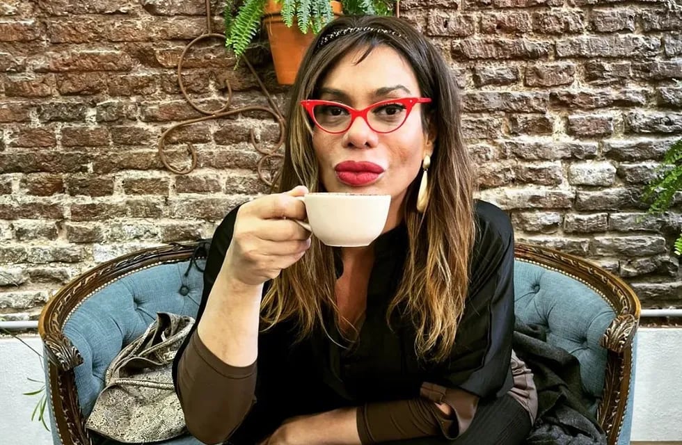 El divertido blooper que protagonizó Oriana Junco en televisión: “Tapate”. (Instagram @orianajunco).