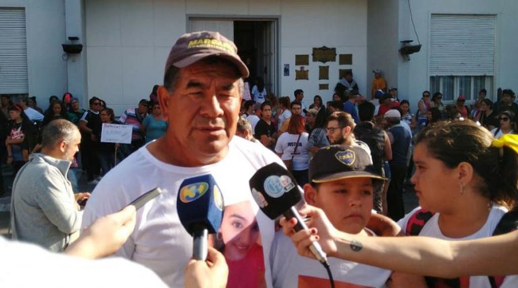 Jorge Lucero, el padre de Nadia, en declaraciones a la prensa (Vía Santa Rosa)