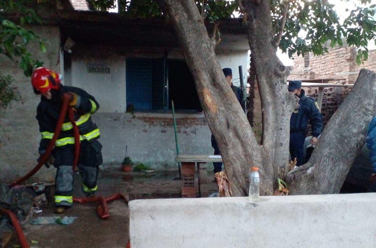 El incendio ocurrió en una vivienda de barrio Santa Isabel III.