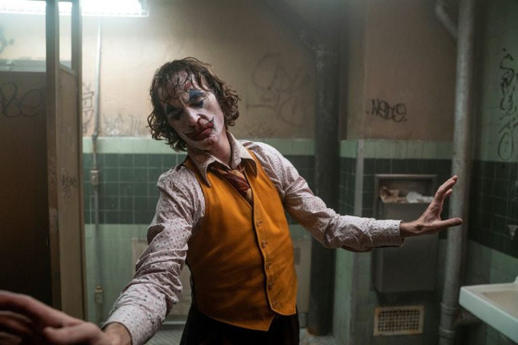Joaquin Phoenix en una escena de Joker (Foto: Niko Tavernise/Warner Bros. Pictures via AP)
