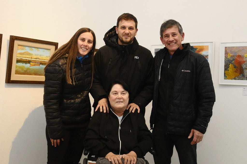 Silvia Favaro junto a su gran sostén: su familia. 