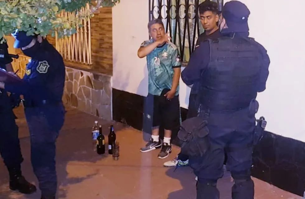 Durante el fin de semana la Policía clausuró 11 fiestas clandestinas.