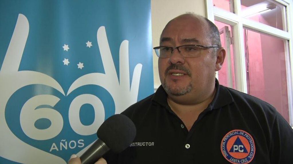Director Provincial de Protección Civil de Santa Cruz, Diego Farías