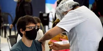 La ciudad de Rosario registró este miércoles 623 nuevos casos de coronavirus y dos muertes.