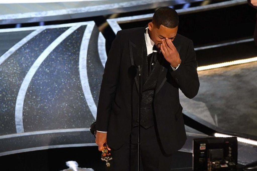 Will Smith tras ser premiado como mejor actor de la Academia, luego pidió disculpas por su reacción.