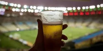 La cerveza se irá de los estadios por pedido del país anfitrión
