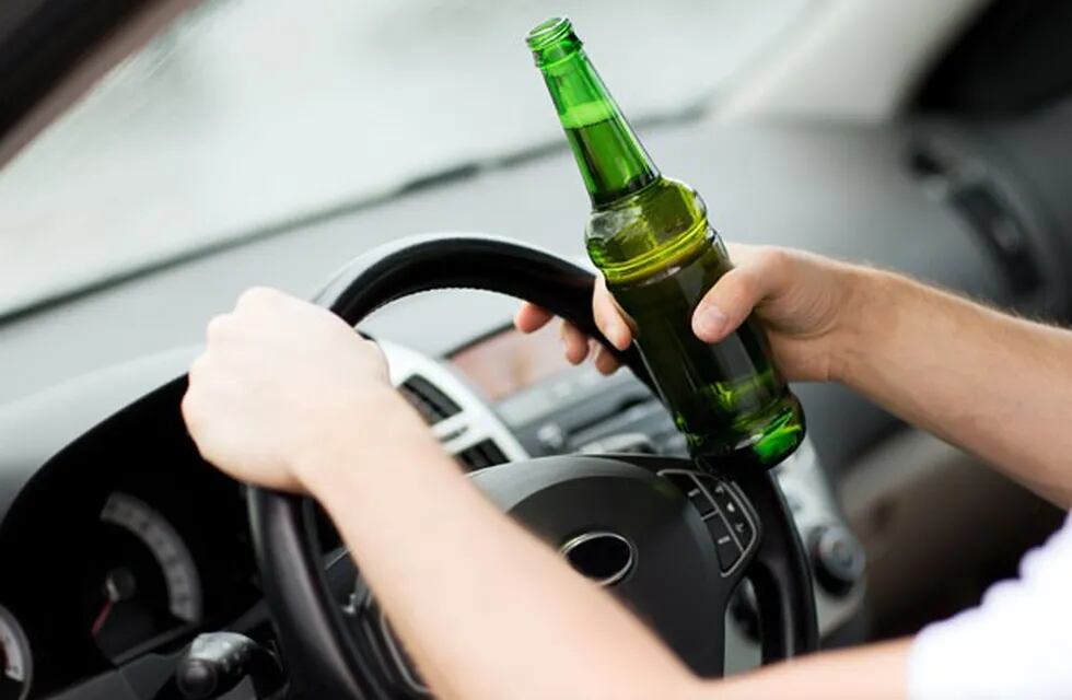 Alcohol al volante. Foto: Web.