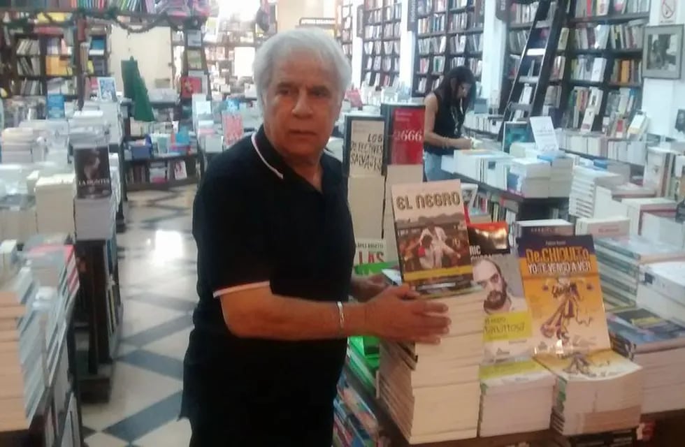 El Negro, la biografía de Pedro Marchetta, escrita por los periodistas Gustavo Gutiérrez y Hugo Caric.