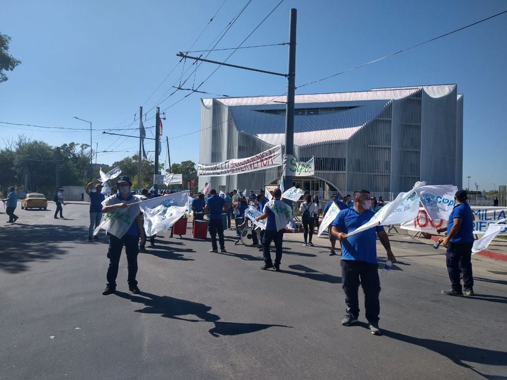 El pasado miércoles 17 de febrero frente a la Legislatura provincial en la ciudad de Córdoba, pidiendo la intervención del gobernador Juan Schiaretti.