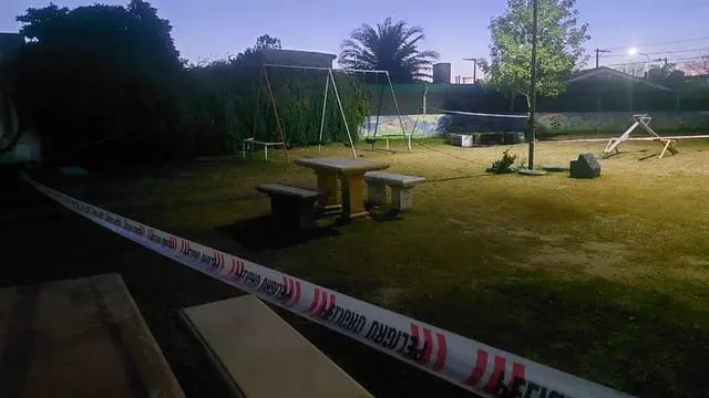 Tragedia en Villa Allende: una nena murió al caerse de una hamaca en una plaza.