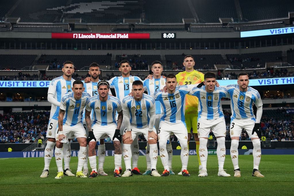 La formación de la selección argentina ante El Salvador. (AFA).