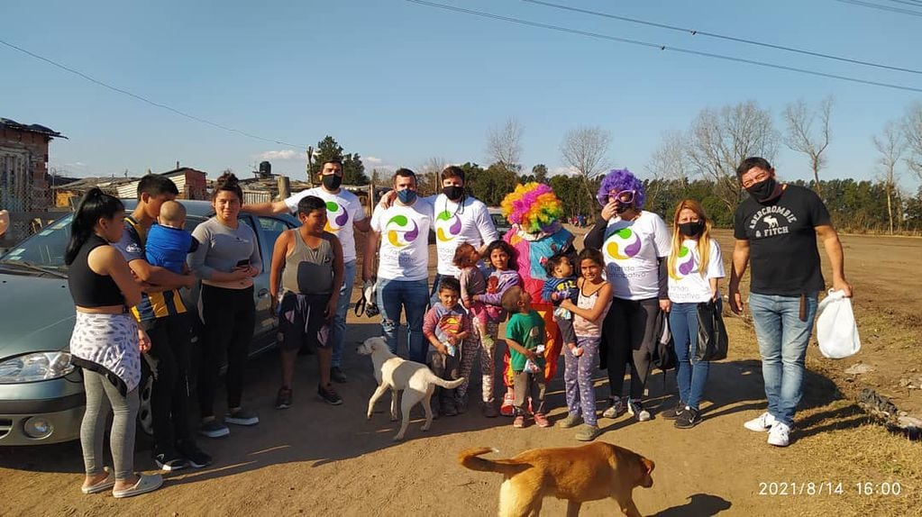 Parez: un grupo que se hace querer en Pérez y se pone a la altura del vecino (Facebook Parez-Movimiento Participativo)