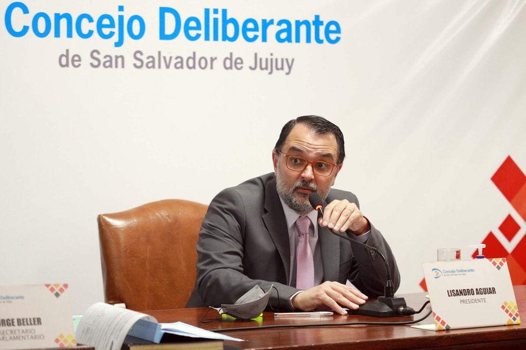 El concejal Lisandro Aguiar, presidente del Concejo Deliberante de San Salvador de  Jujuy, enumeró algunos de los asuntos tratados en la reciente sesión del cuerpo.