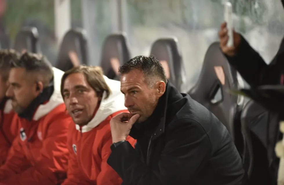 Diego Dabove dirigirá contra River el segundo partido como entrenador de Instituto. (Javier Ferreyra)