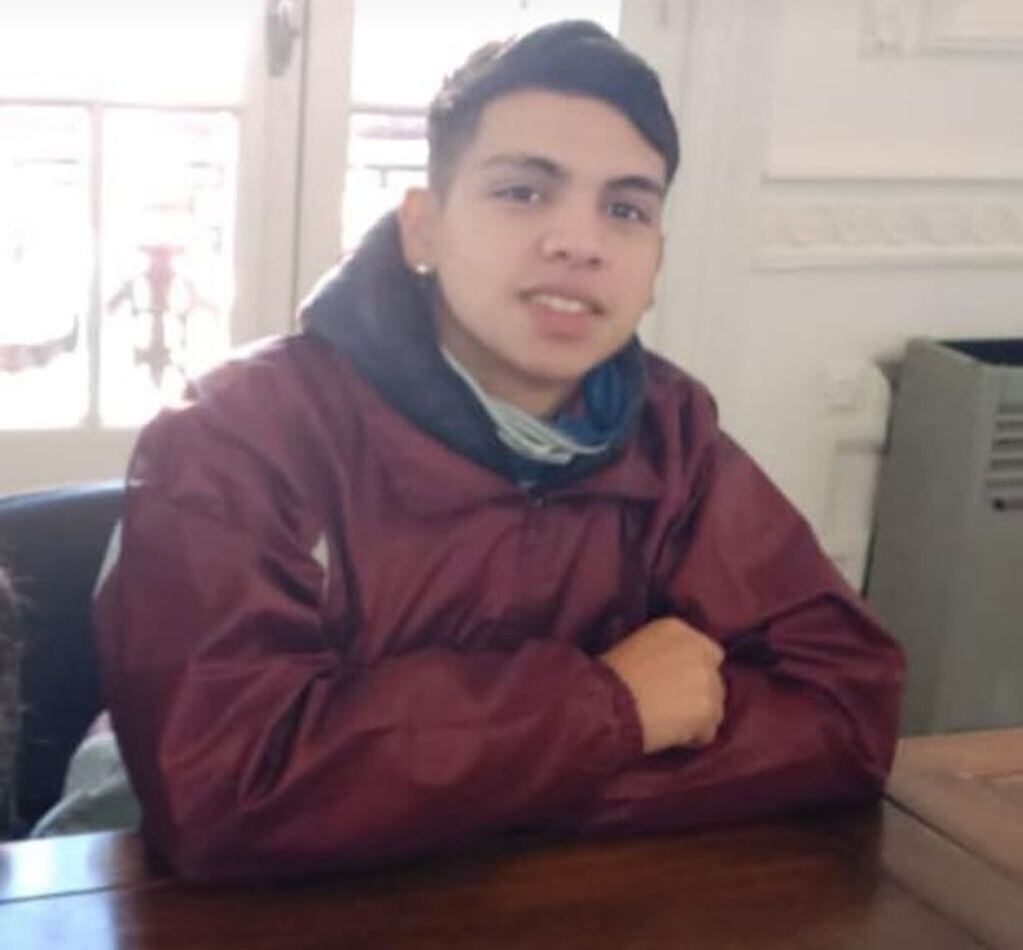 Agustín, el tandilense que espera por un trasplante de córnea