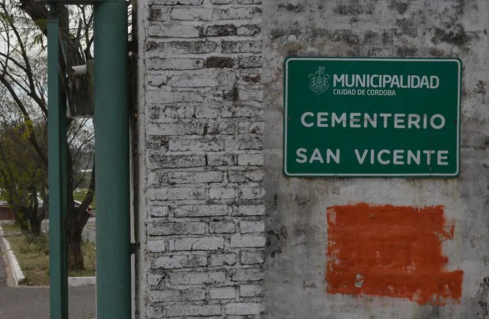 El cementerio de San Vicente, escenario de indignantes robos a los muertos.