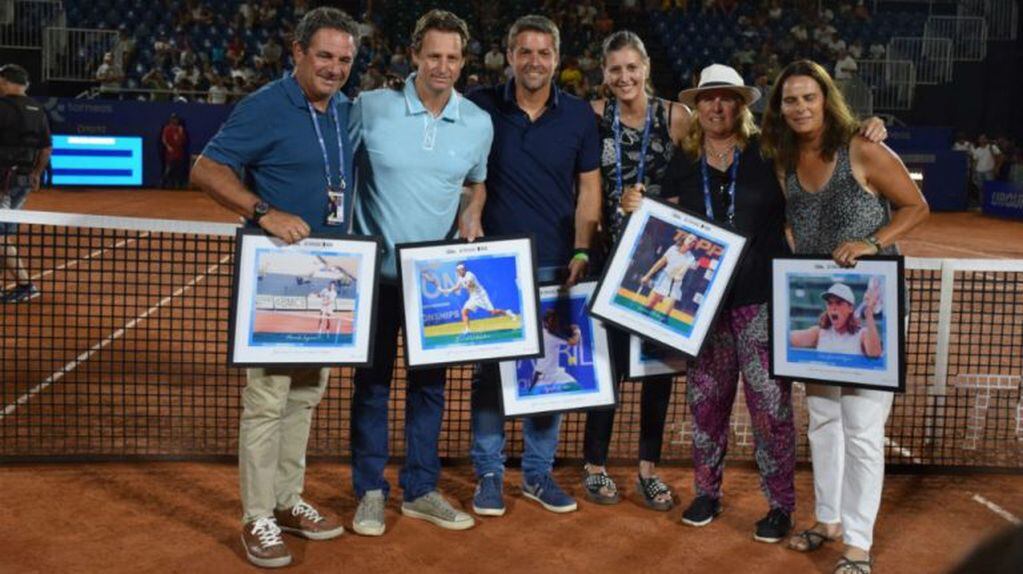 En el Córdoba Open hubo un reconocimiento al tenis de Córdoba.
