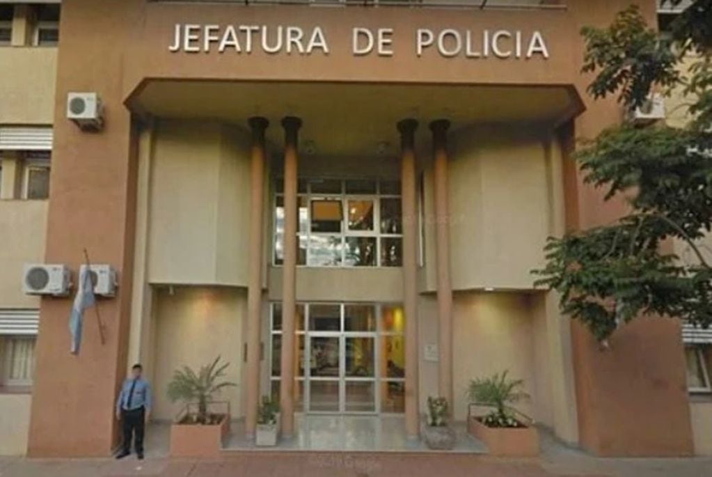 Detienen a agente policial acusada de varios ilícitos en Posadas.