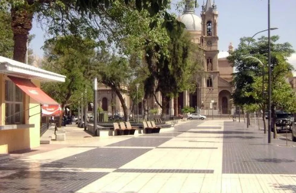Ciudad de La Rioja - Plaza 25 de Mayo