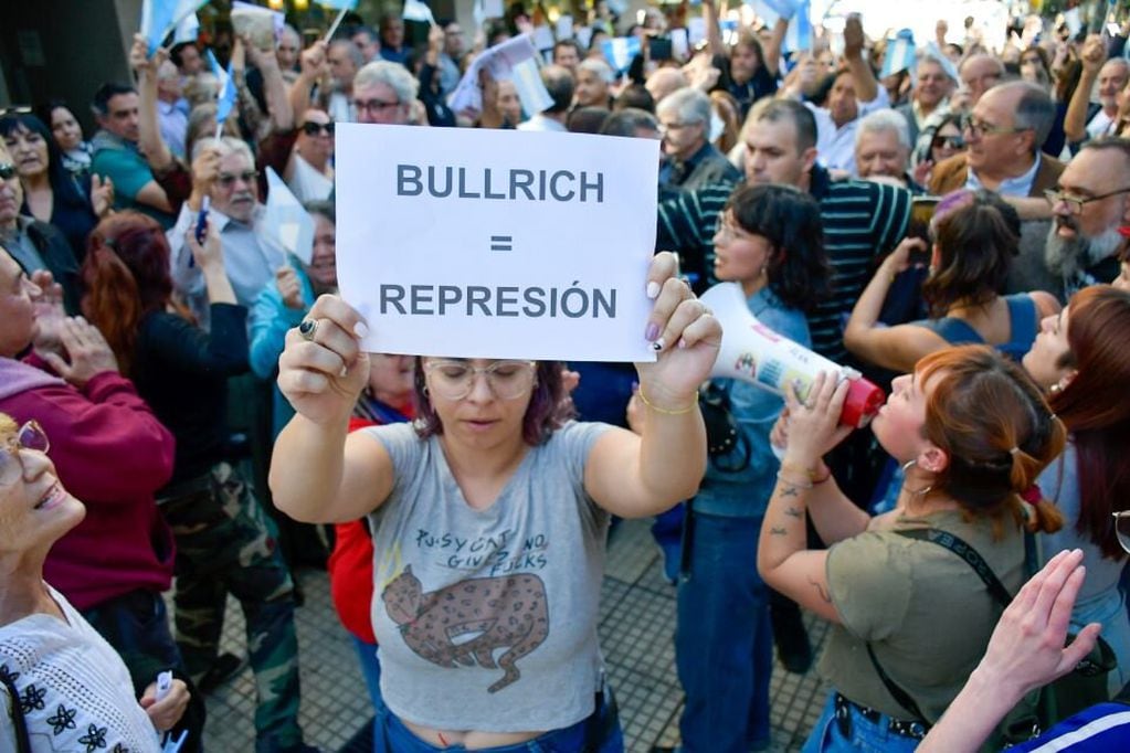 Video: Patricia Bullrich vivió un tenso momento en San Luis