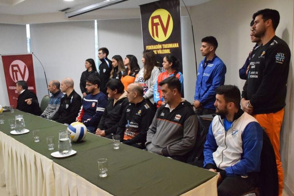 Presentación del Anual de Primera División del Vóley Tucumano. Foto: Augusto Maldonado.
