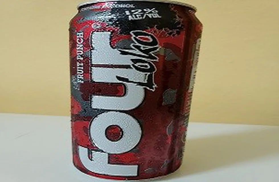 Una bebida denominada “Fluor Loko” ha ganado aceptación entre los jóvenes de la localidad de Clorinda.