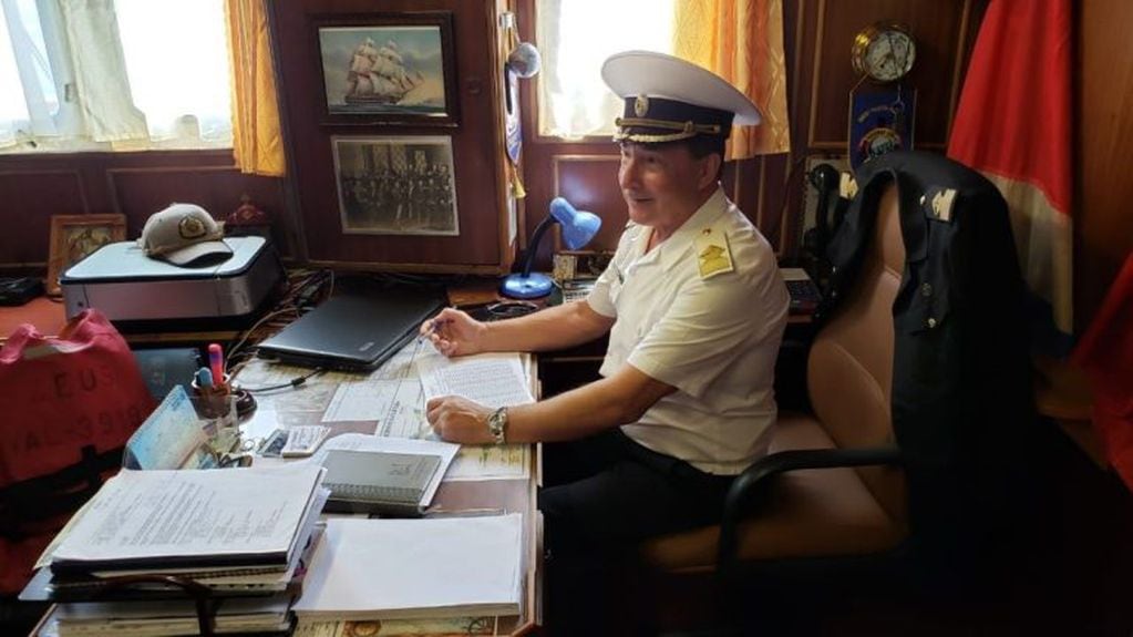 Velero Pallada - capitán Nikolay Zorchenko
