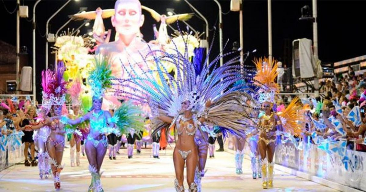 Inédito! Las cinco comparsas se presentarán en la edición 2022 del “Carnaval del País” | Vía Gualeguaychú