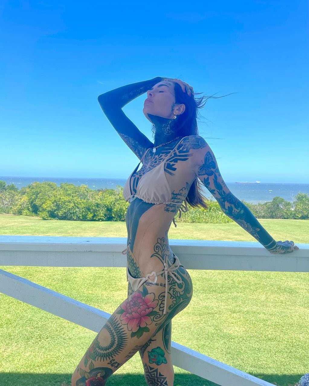 Cande Tinelli tiene su cuerpo lleno de tatuajes.