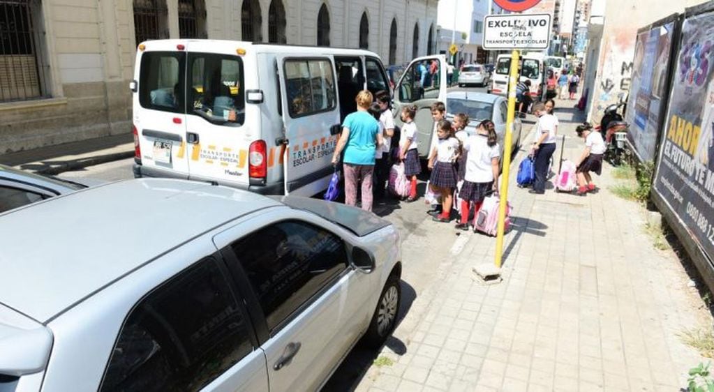 Transportes escolares en Córdoba\u002E