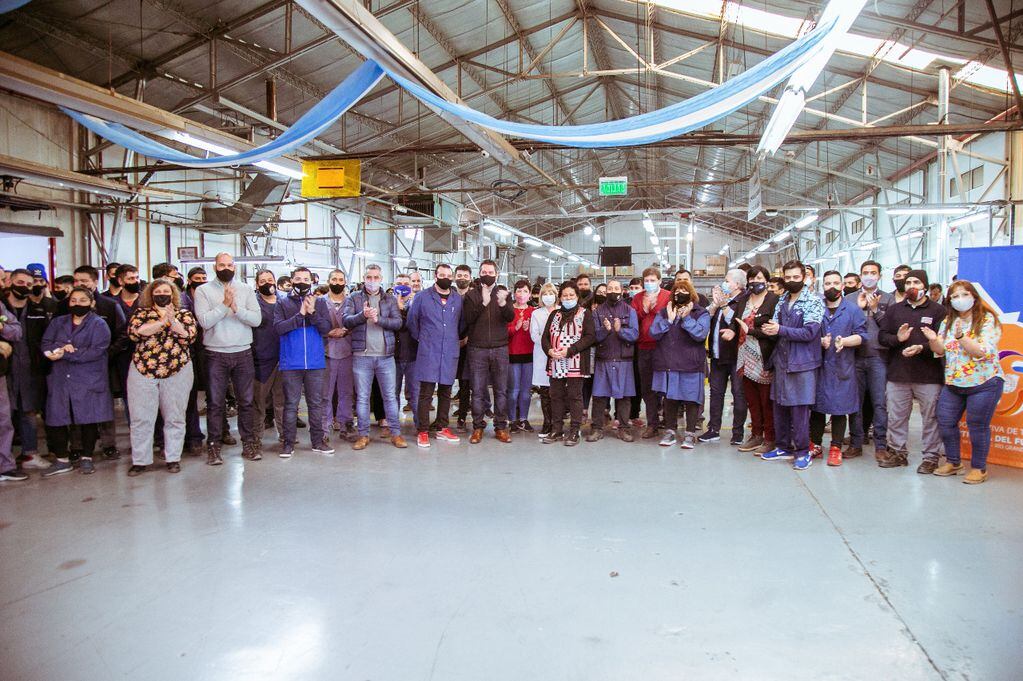 Cooperativa Tierra del Fuego logró ponerse de pie y continuar trabajando y dando empleo a diversas personas con diferentes realidaedes.