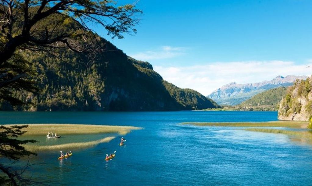 Lago Verde dentro del Parque Nacional Los Alerces es uno de los puntos preferidos de los turistas.
