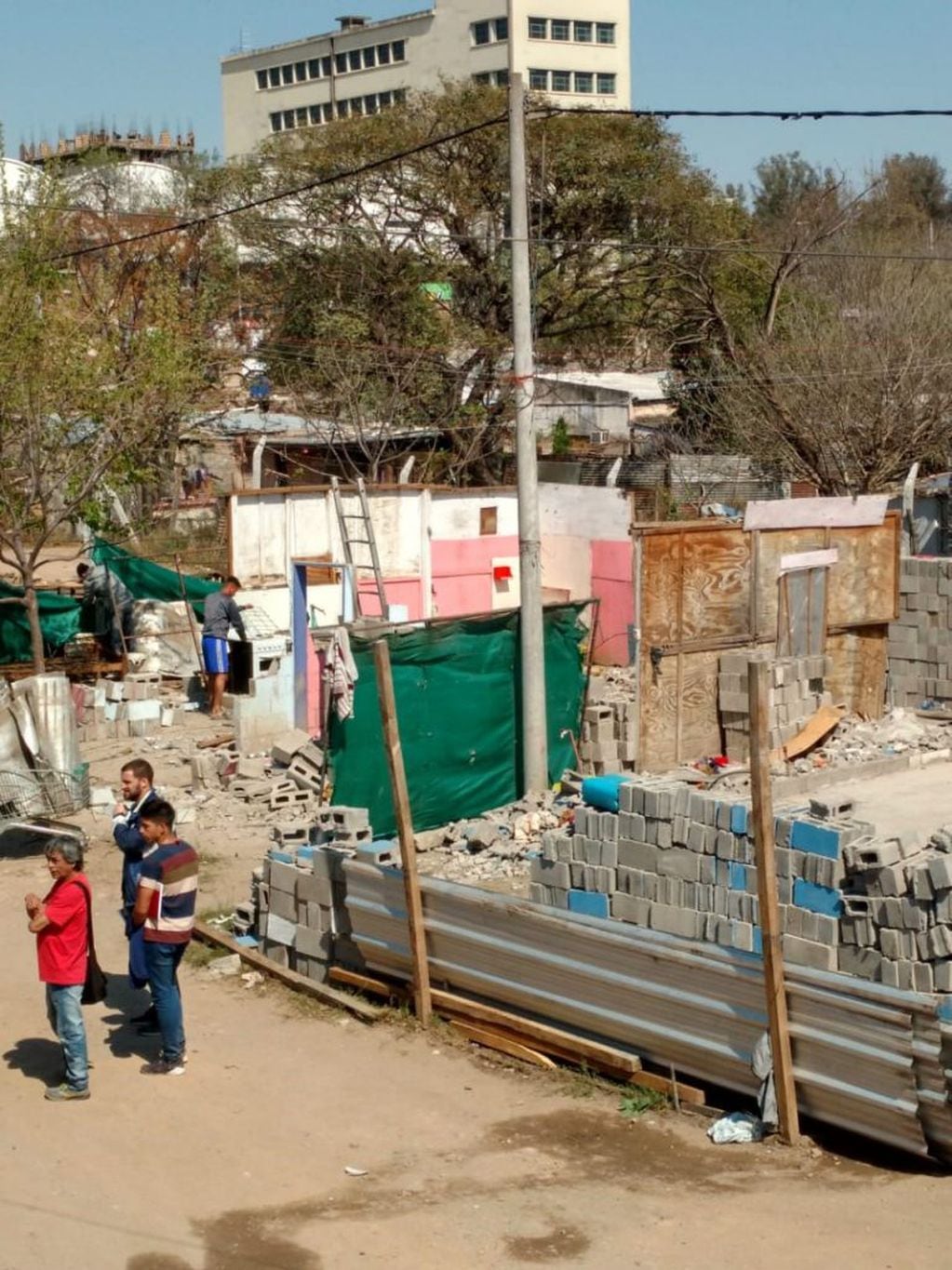 El desalojo de la Villa La Maternidad en Córdoba se desarolló sin mayores incidentes.