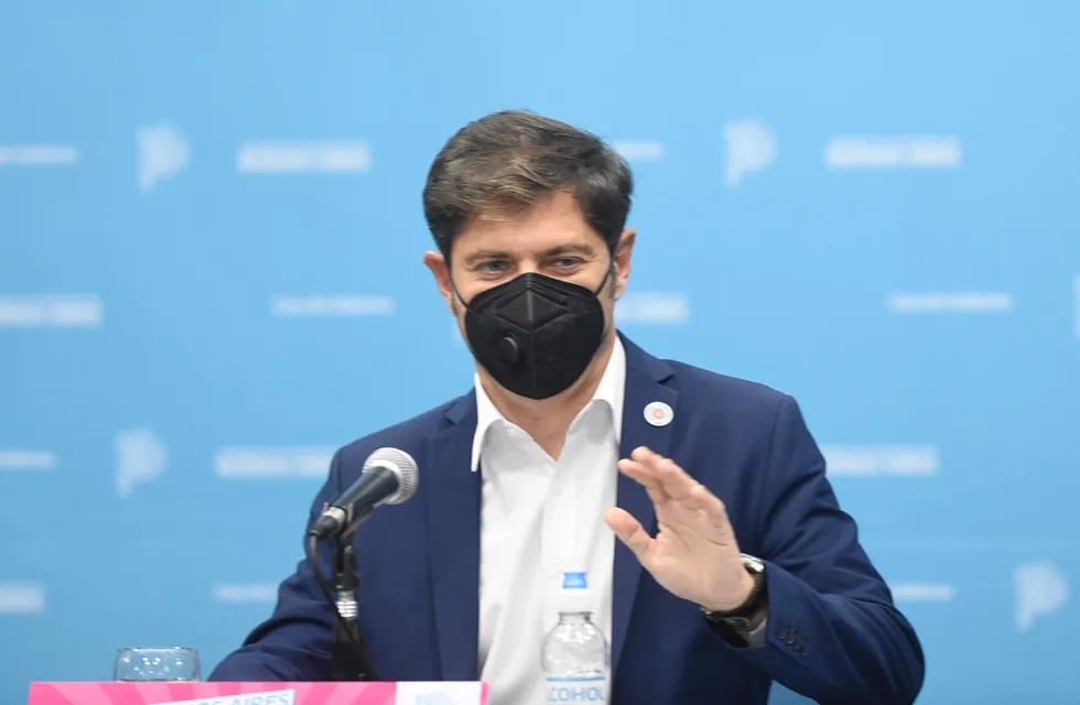 Axel Kicillof, gobernador de la provincia de Buenos Aires, brindó una conferencia de prensa para anunciar las restricciones en su distrito. (Clarín)