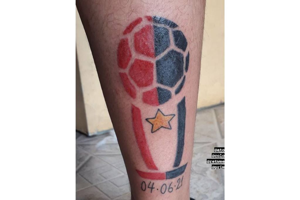 Los tatuajes más elegidos entre los hinchas de Colón tras la victoria en la Copa de la Liga Profesional