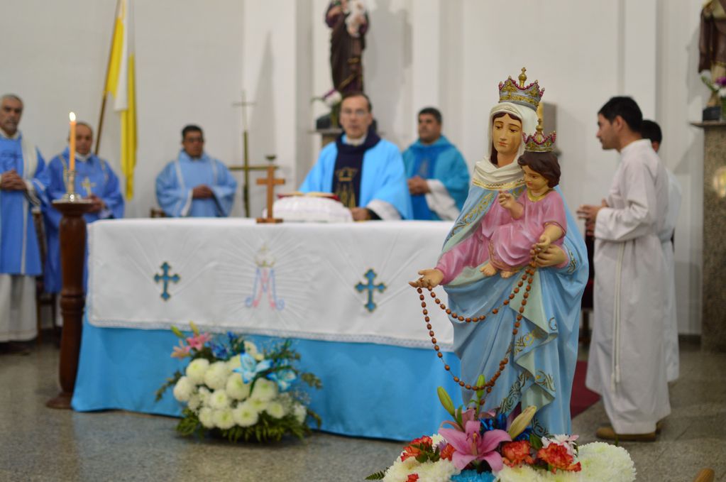 Punta Alta: el santuario Virgen del Rosario festejó sus 25 años con gran demostración de fe