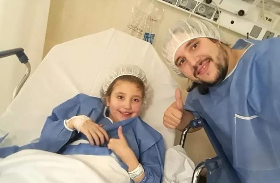 Abigail luego del trasplante de corazón en el Hospital Italiano. (Gentileza Familia)