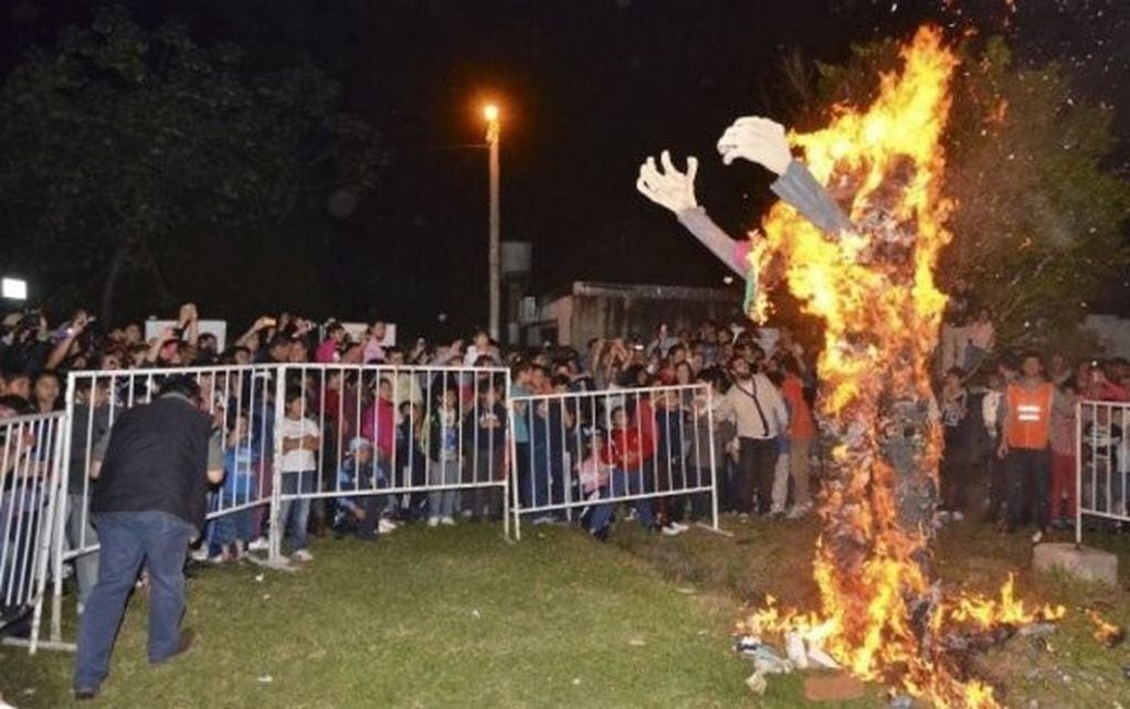 La quema del muñeco que simboliza las tentaciones demoníacas, también será un atractivo en la noche de San Juan.