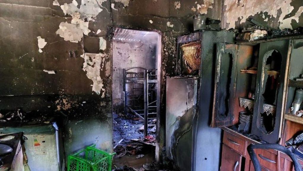 Una familia de Vista Alegre prendió un horno de barro y provocó un incendio.