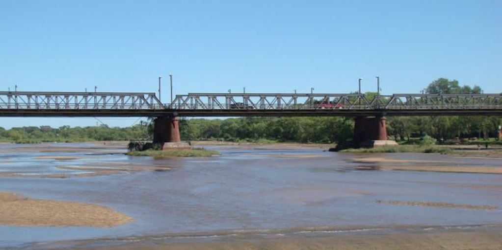 Puente carretero en Río Cuarto