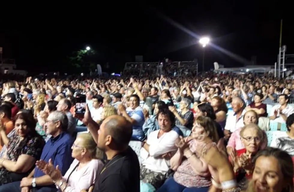 Festival Nacional de Folklore en el Agua - Villa del Rosario