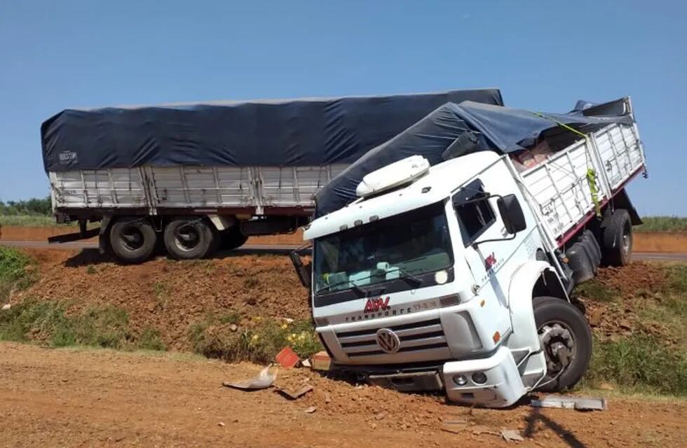 Siniestro vial en Garupá dejó daños materiales.